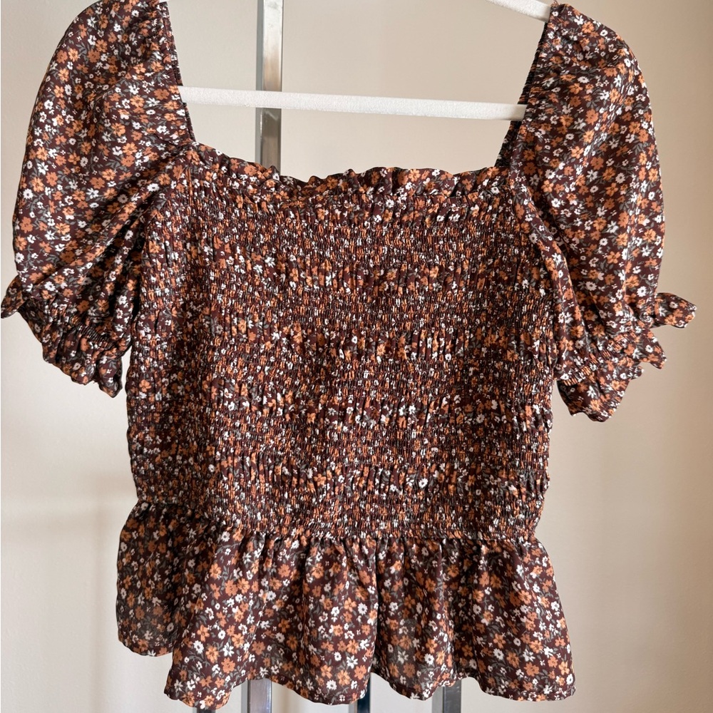 Buckle Floral Smocked Blouse in Brown